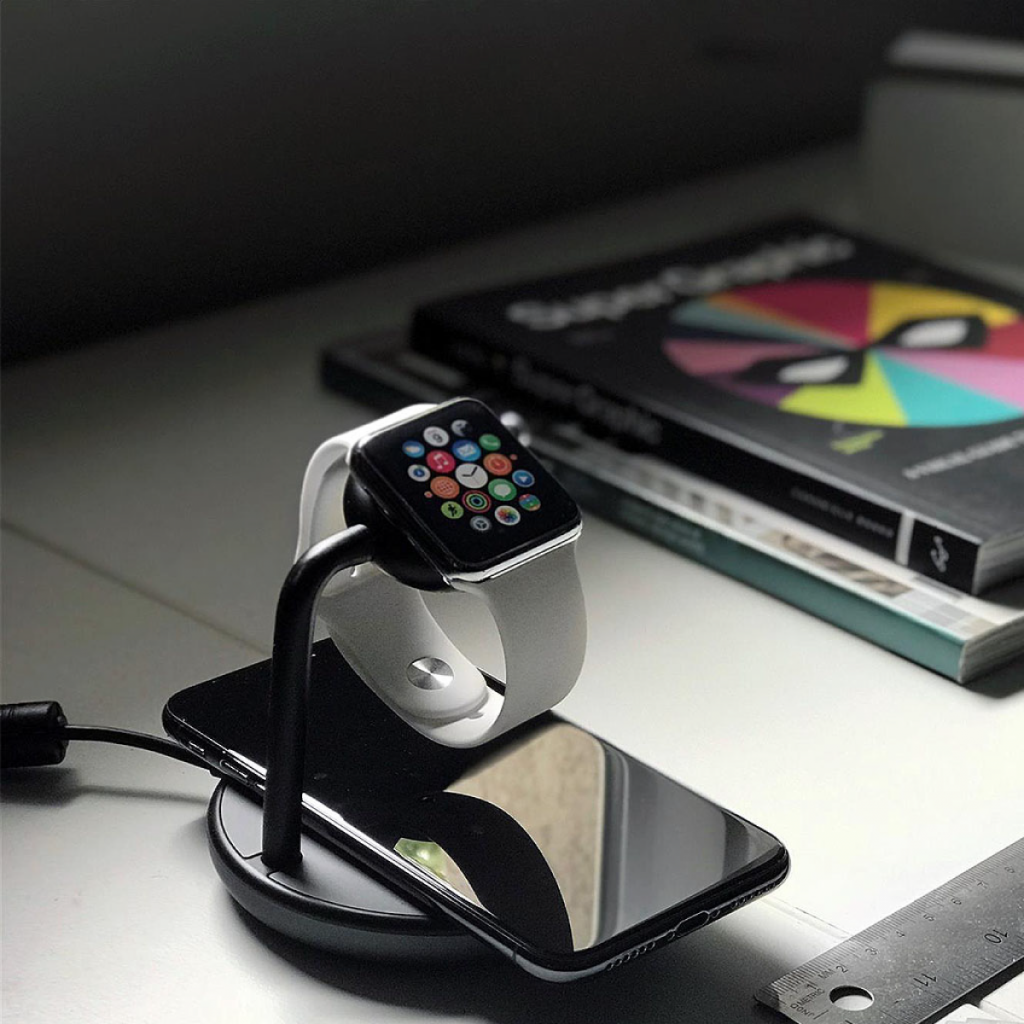 Kanex GoPower Watch Stand med Qi lading | Pippin Kanex GoPower Watch Stand med Qi lading | Pippin